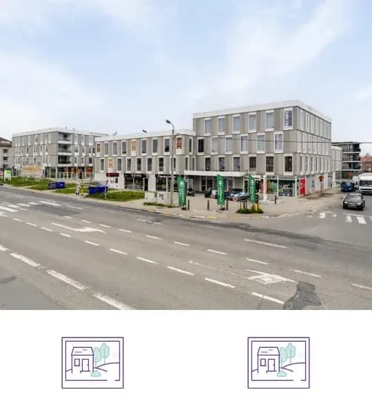 Commercial building for sale