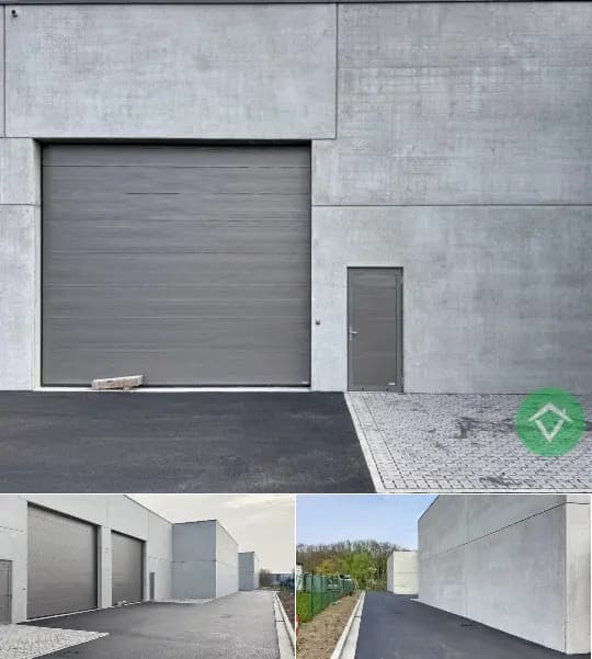 Commercial building for sale