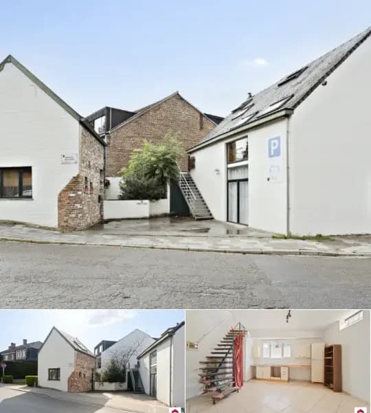 Commercial building for sale
