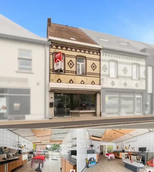 Commercial building for sale