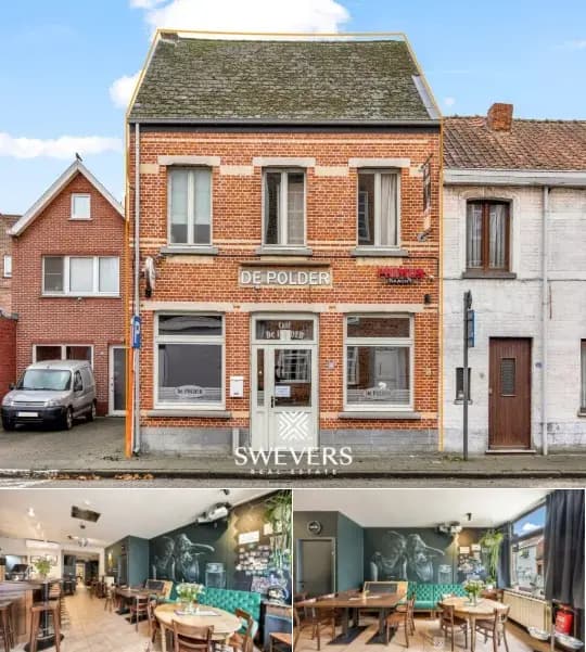 Commercial building for sale