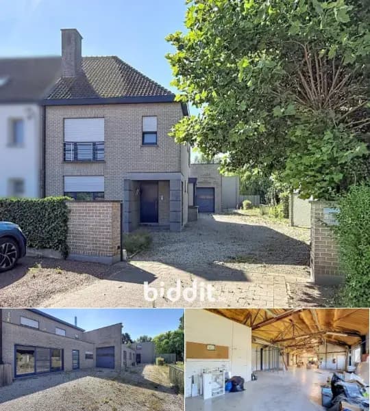 Residence in public sale