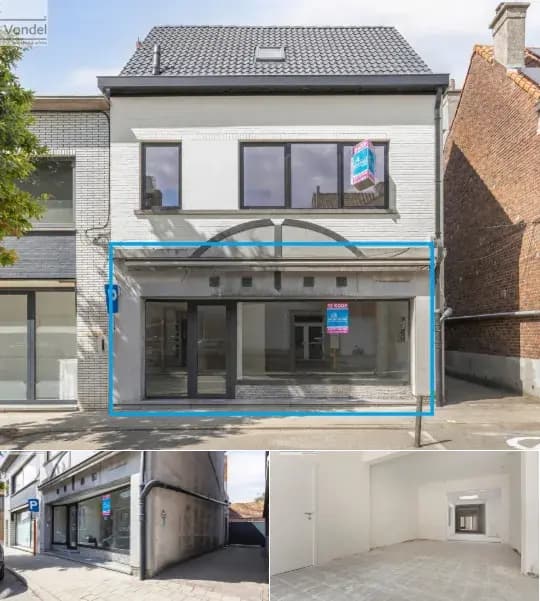 Commercial building for sale