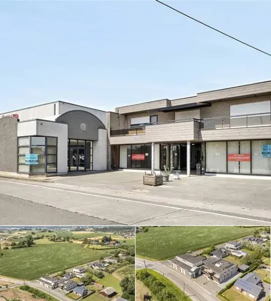 Commercial building for sale