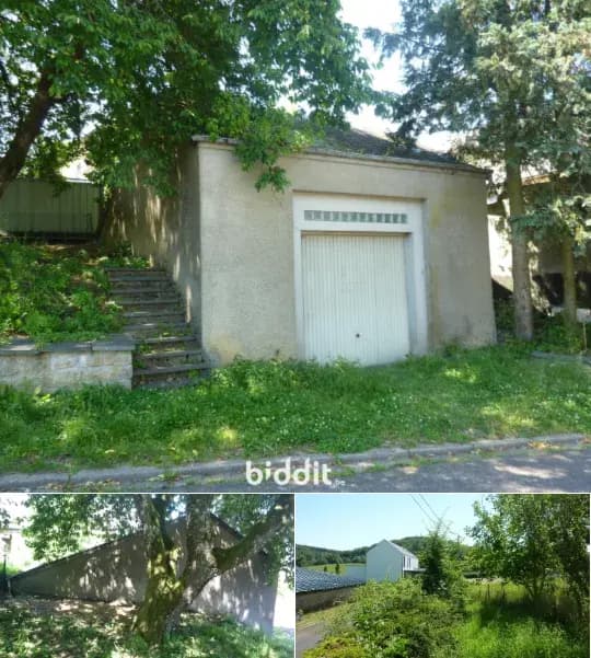Garage in public sale