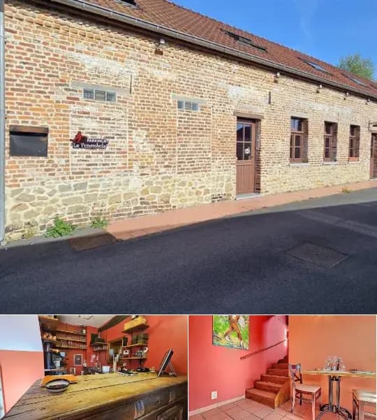 Commercial building for sale