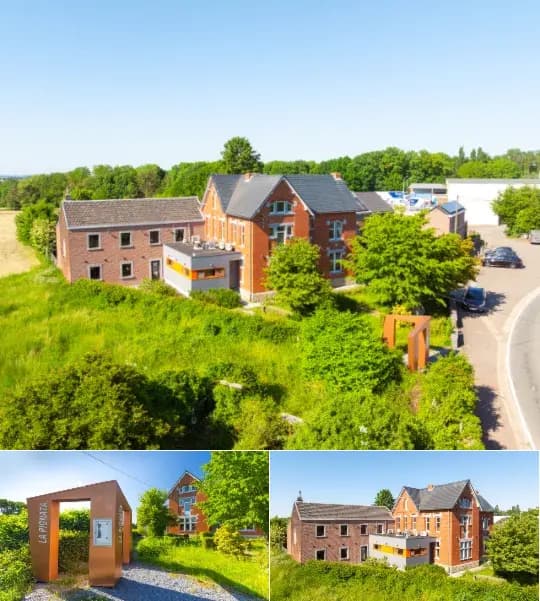 Commercial building for sale