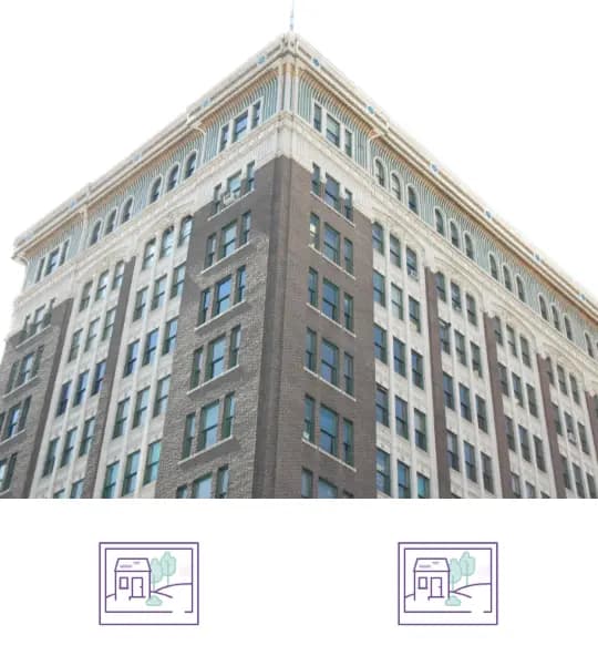 Commercial building for sale