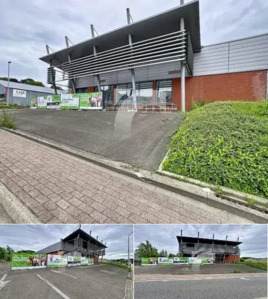 Commercial building for sale