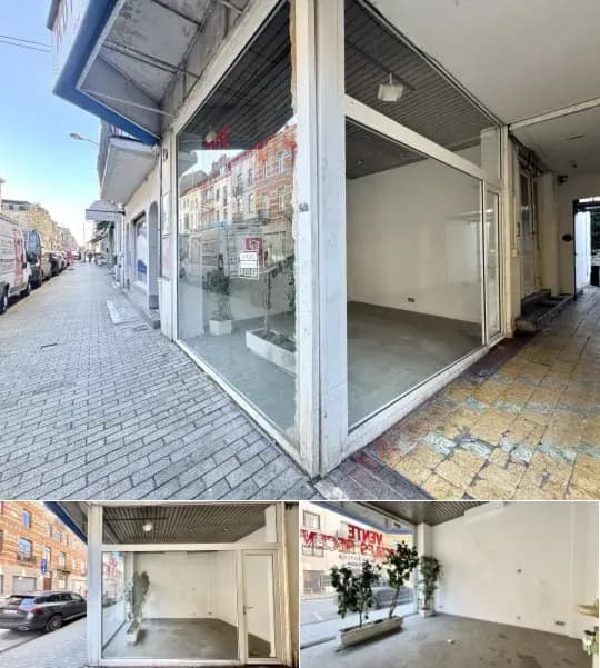 Commercial building for sale