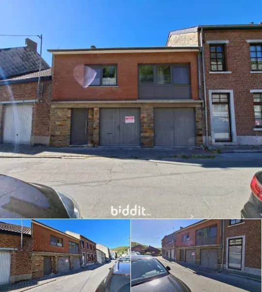 Residence in public sale