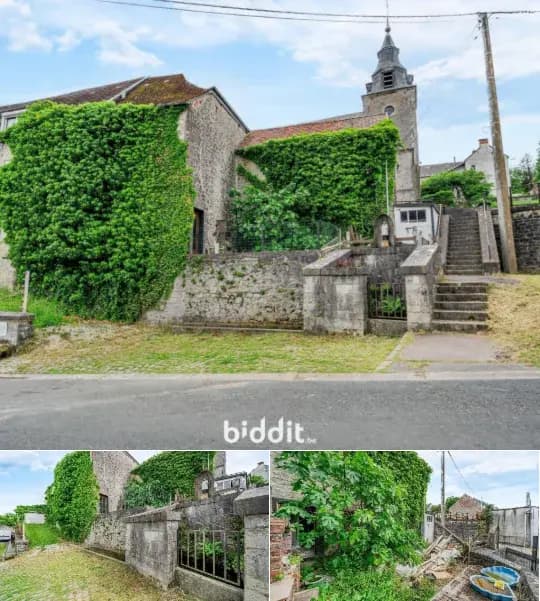 Residence in public sale