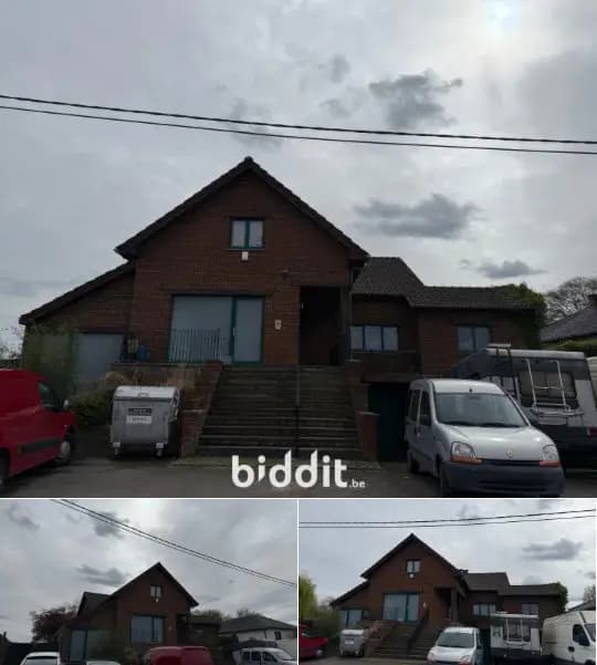 Residence in public sale