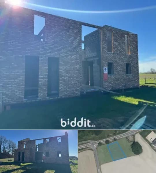Residence in public sale