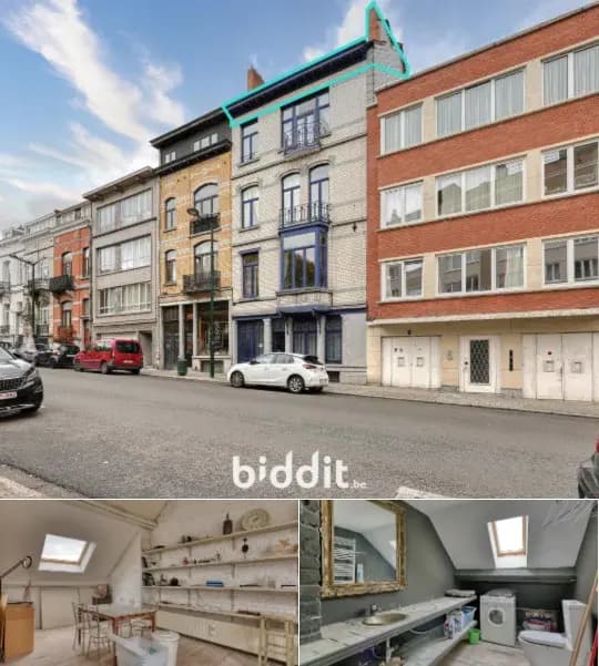 Studio in public sale