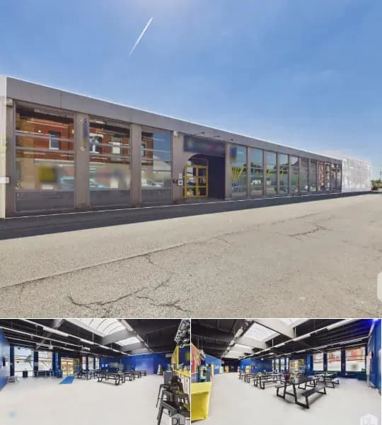 Commercial building for sale