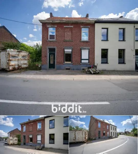 Residence in public sale