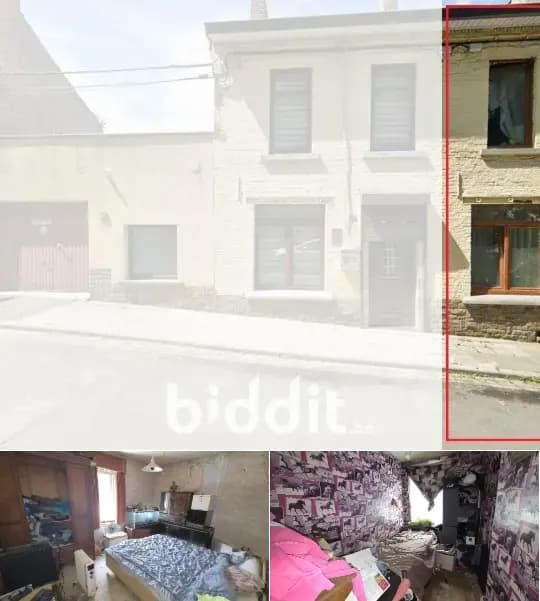 Residence in public sale