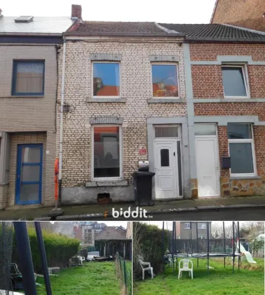 Residence in public sale