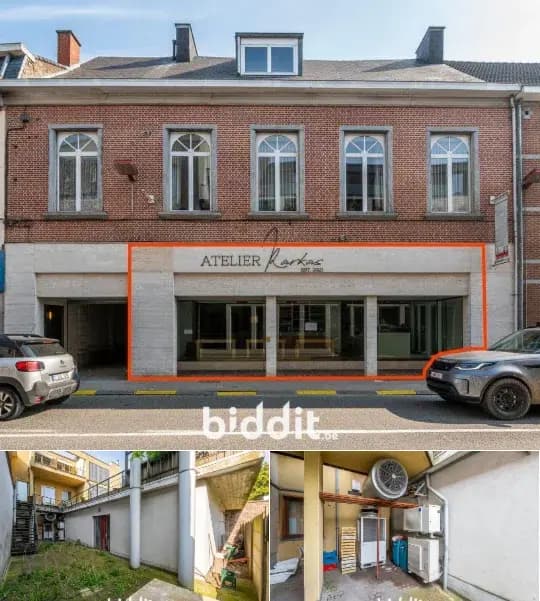 Commercial building in public sale