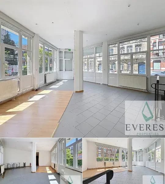 Commercial building for rent