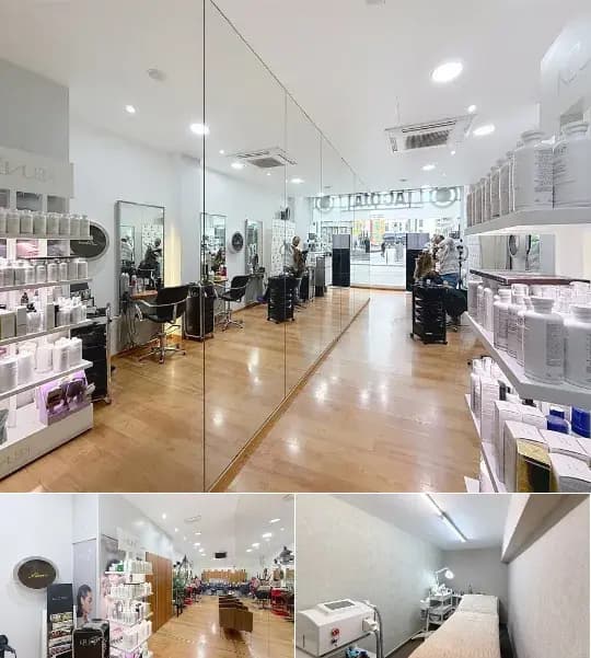Commercial building for sale