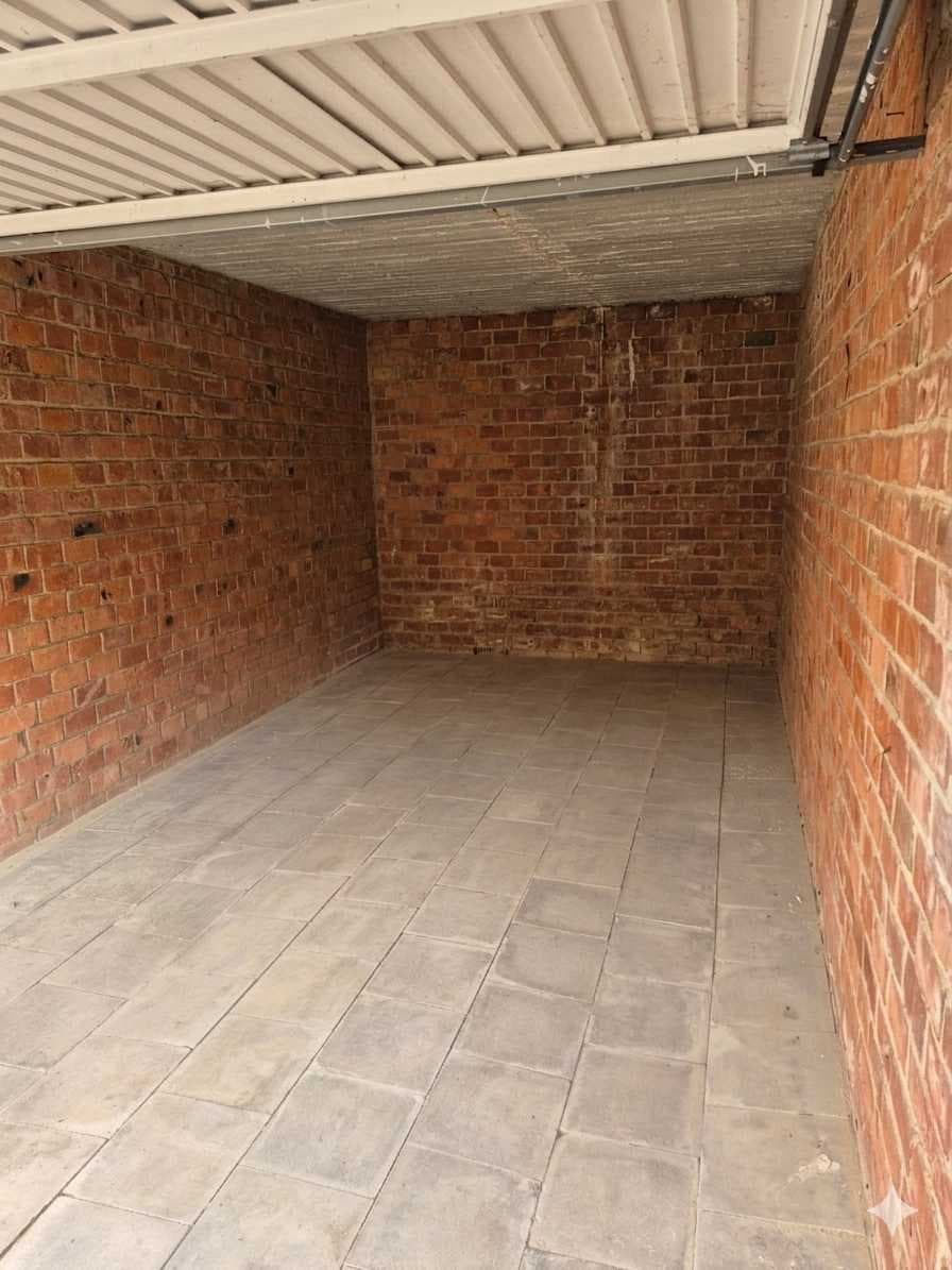 Garage te koop