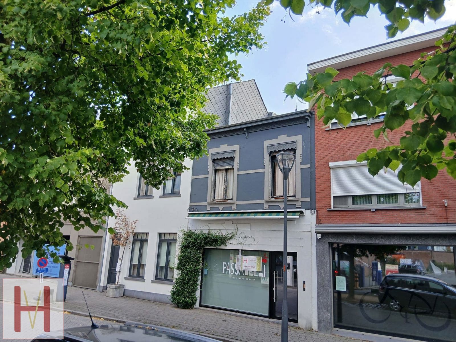 Commercieel te koop