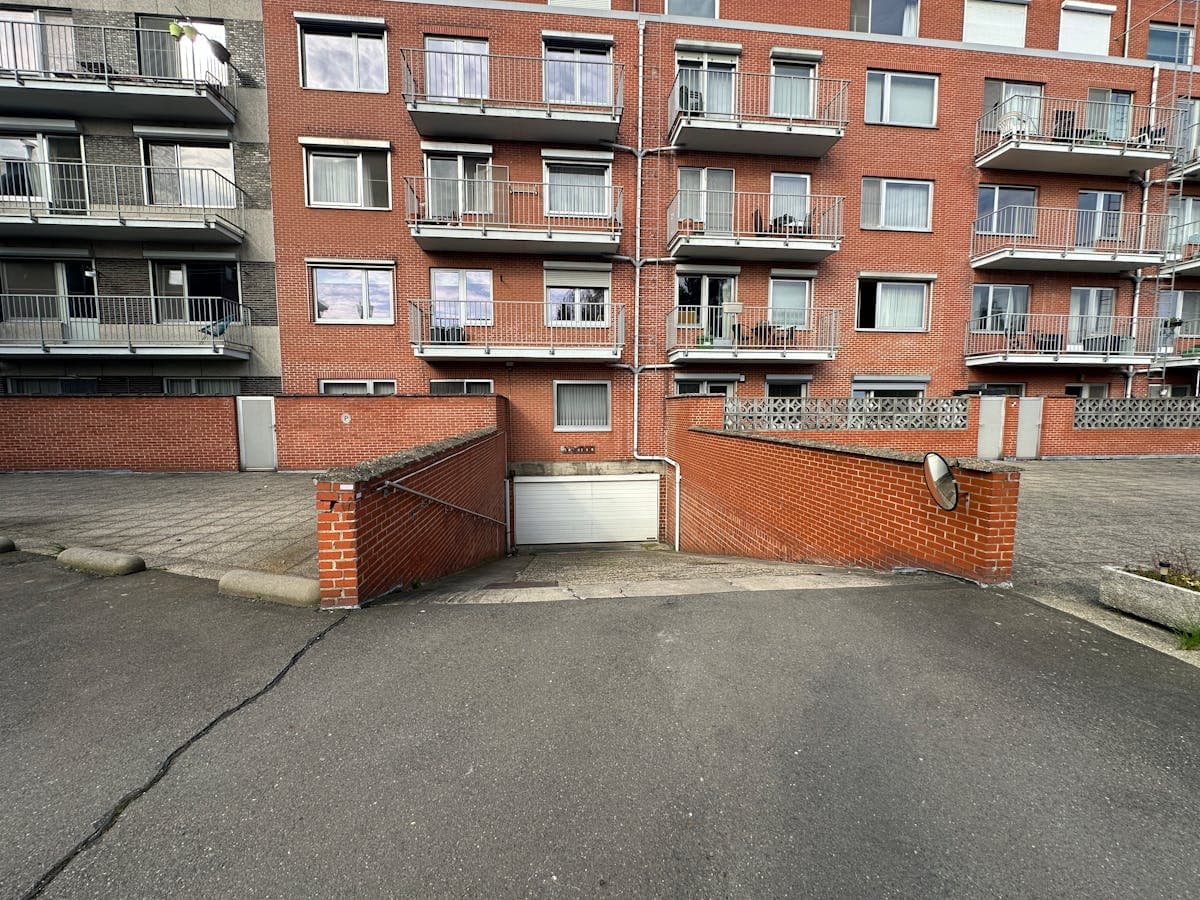 Garage te koop