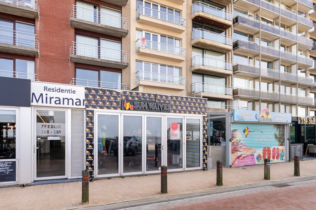 Commercieel te koop