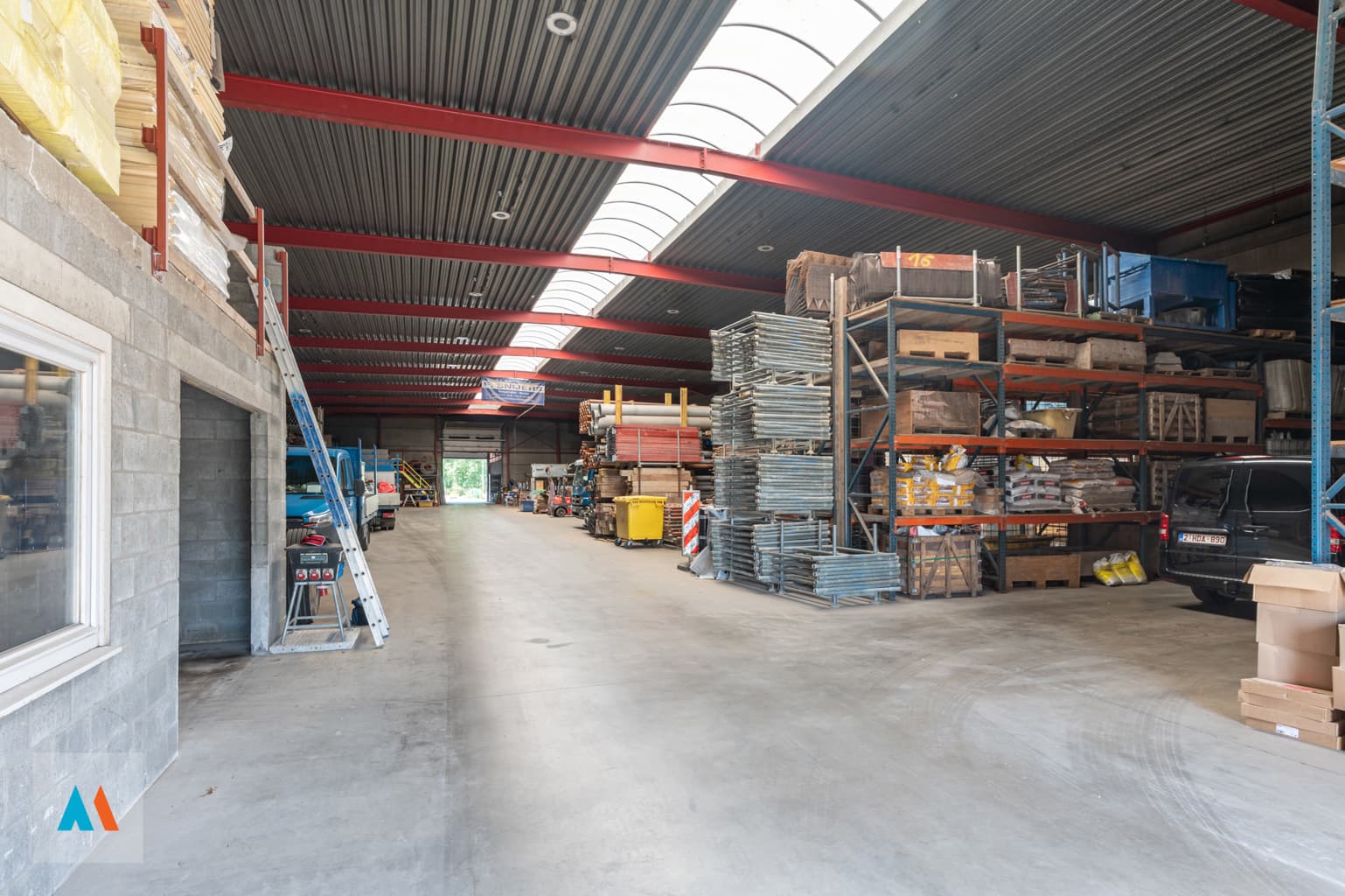 Commercieel te koop