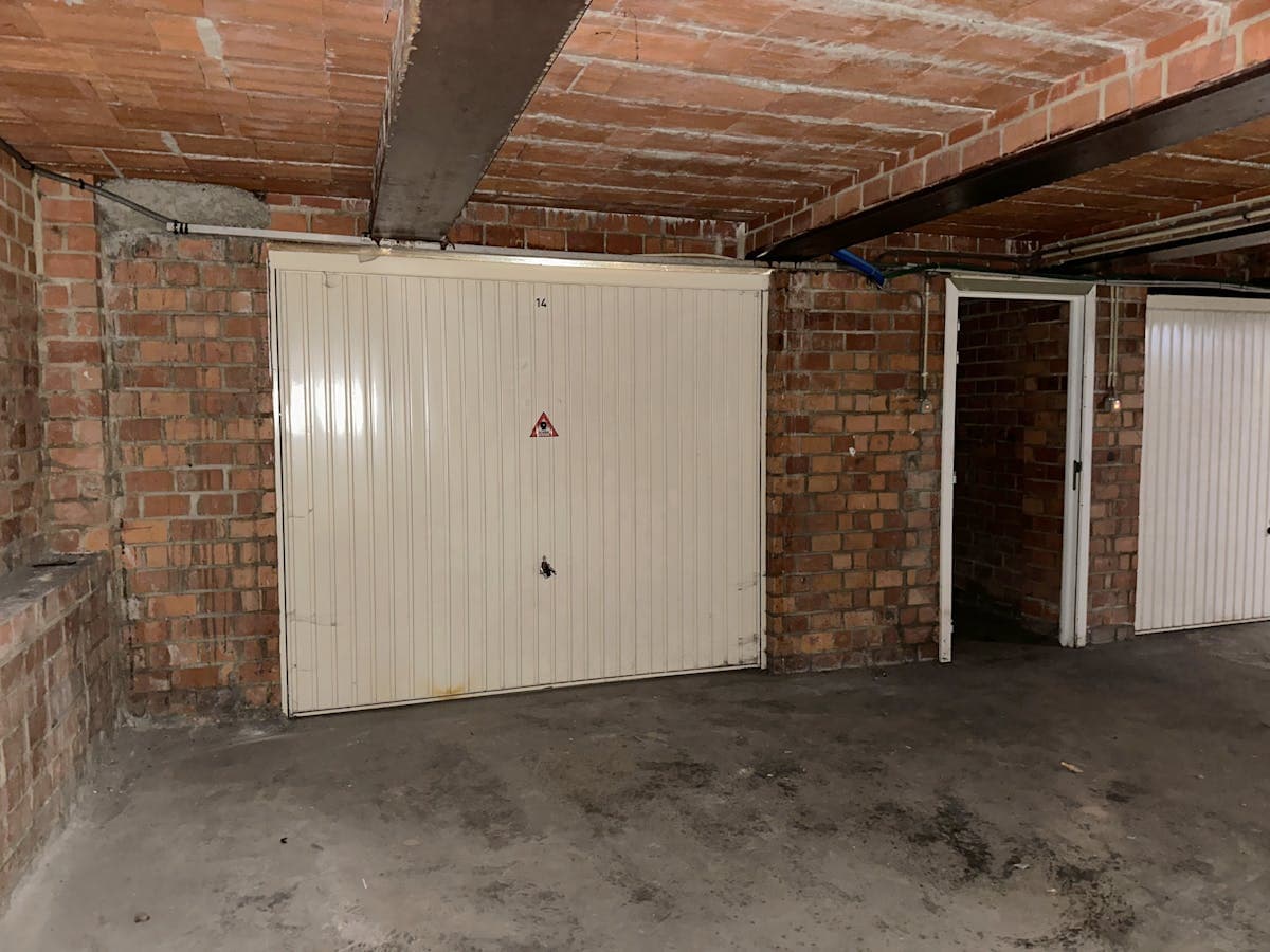 Garage te koop