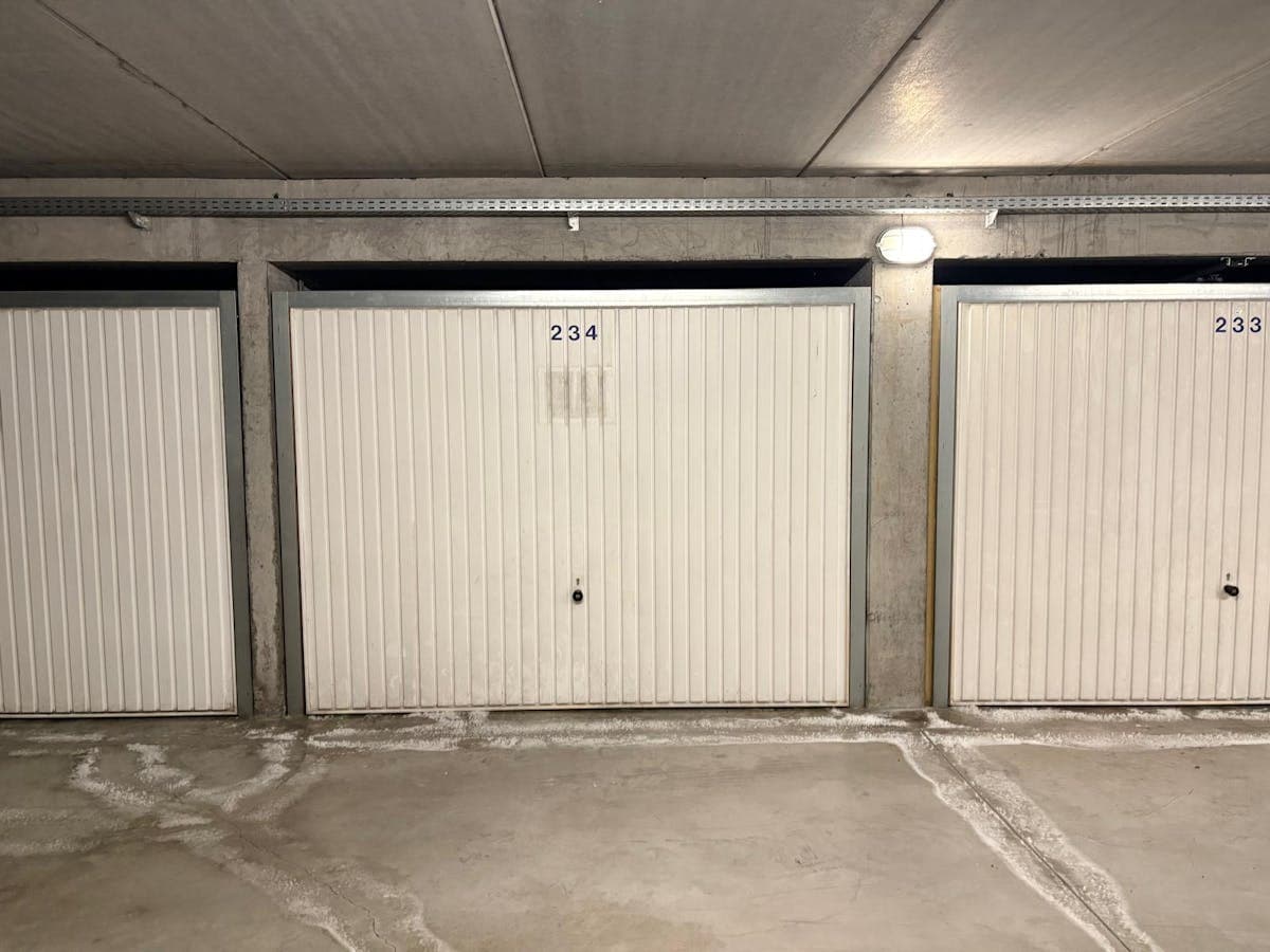 Garage te koop