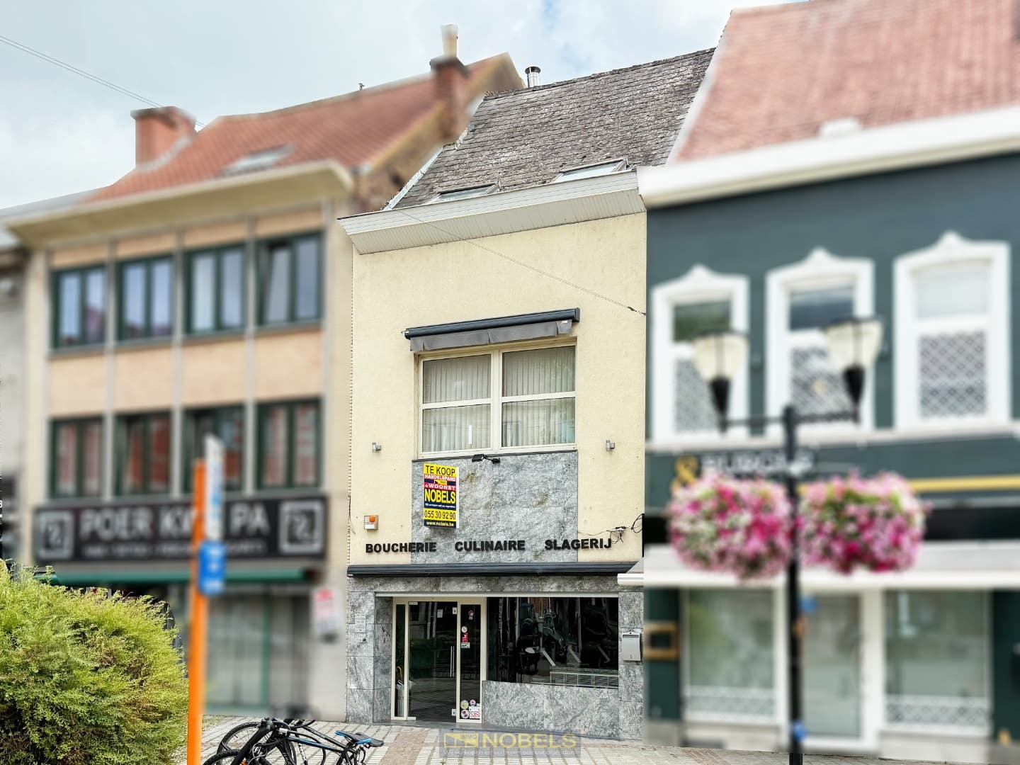 Commercieel te koop