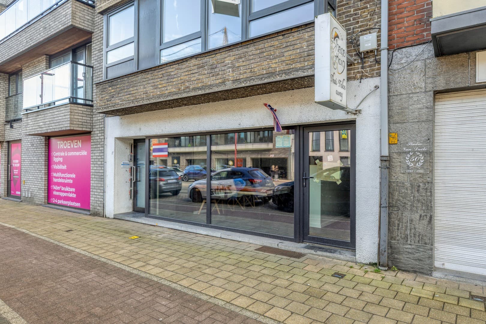 Commercieel te koop