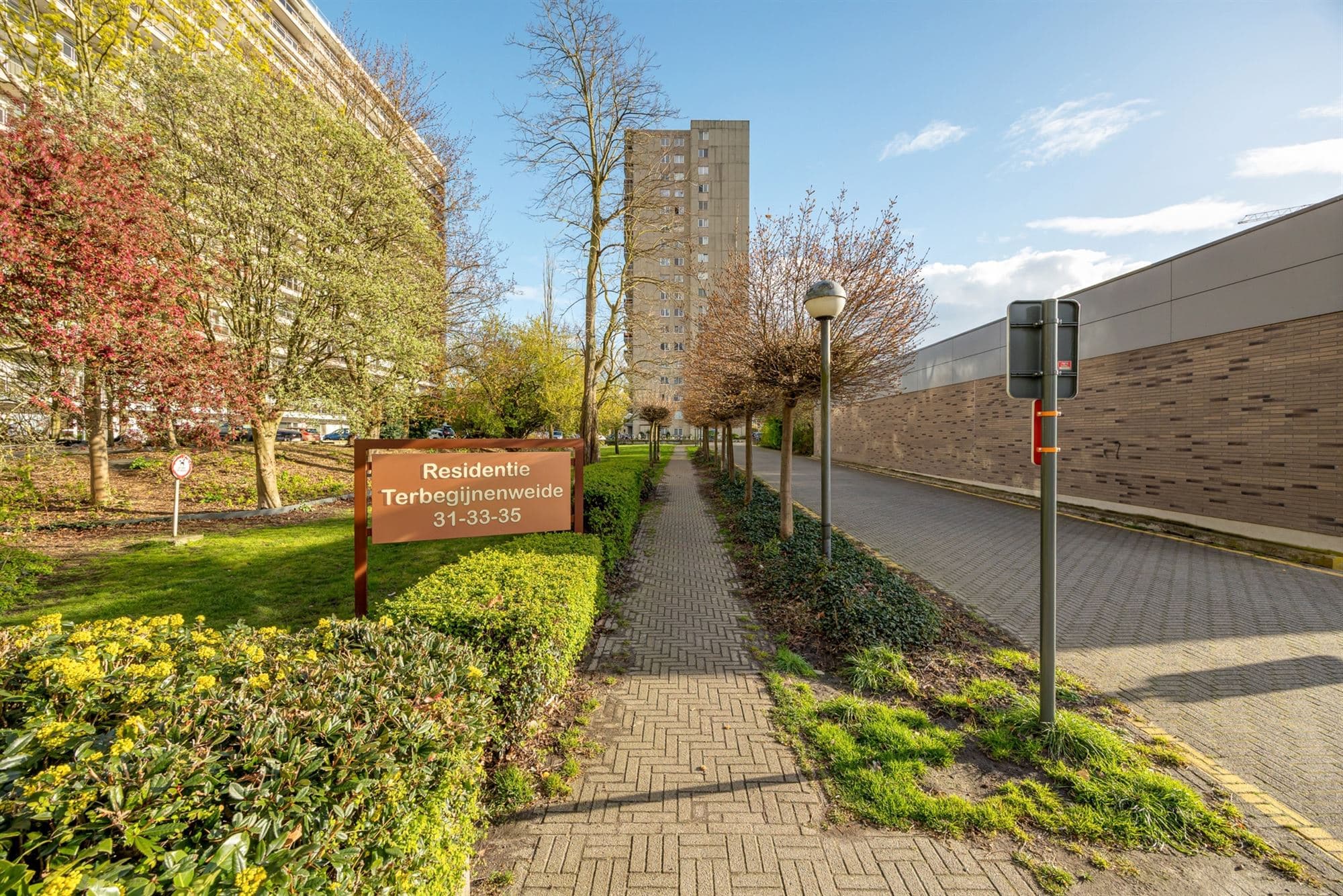 Garage te koop