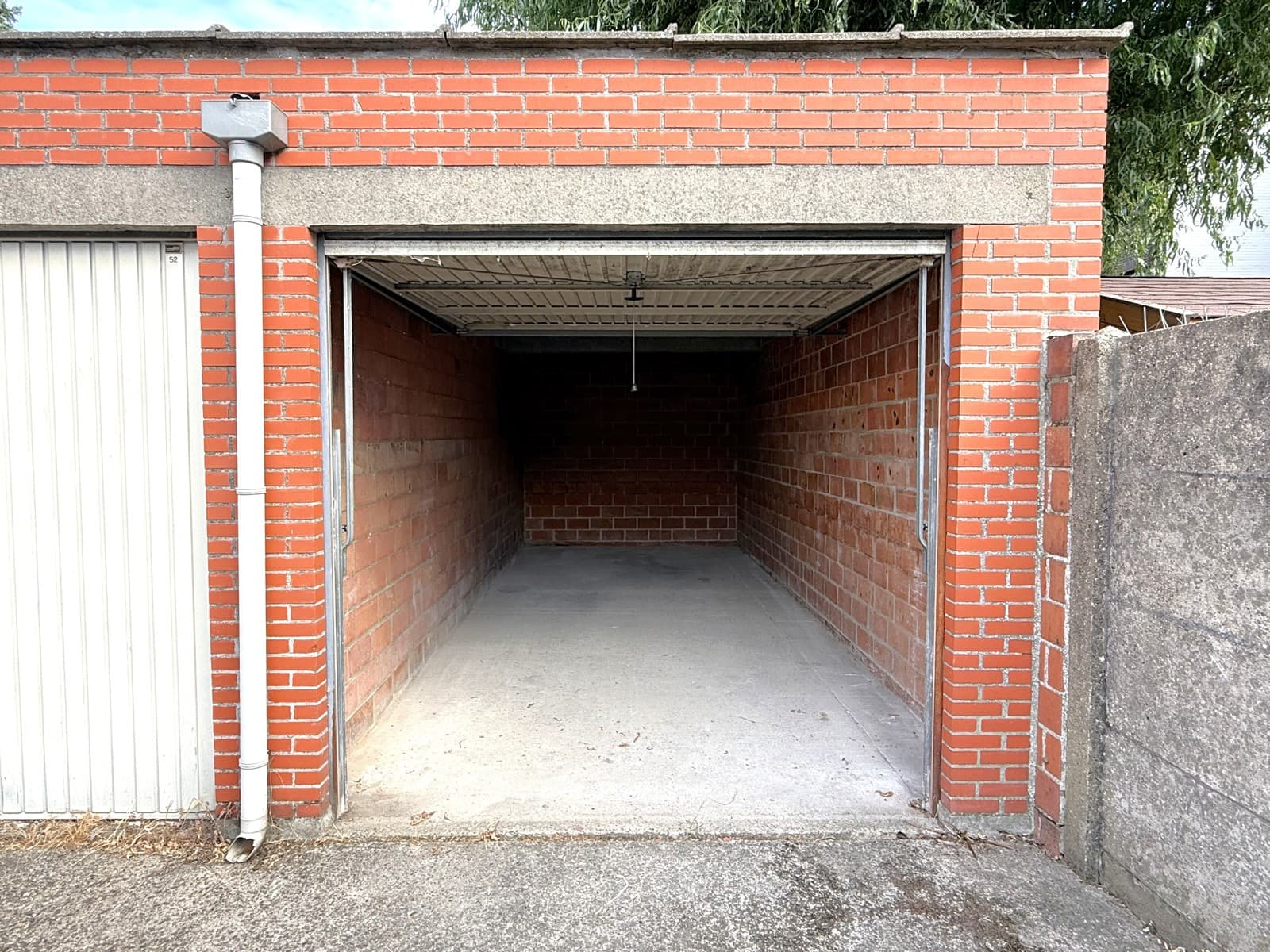 Garage te koop