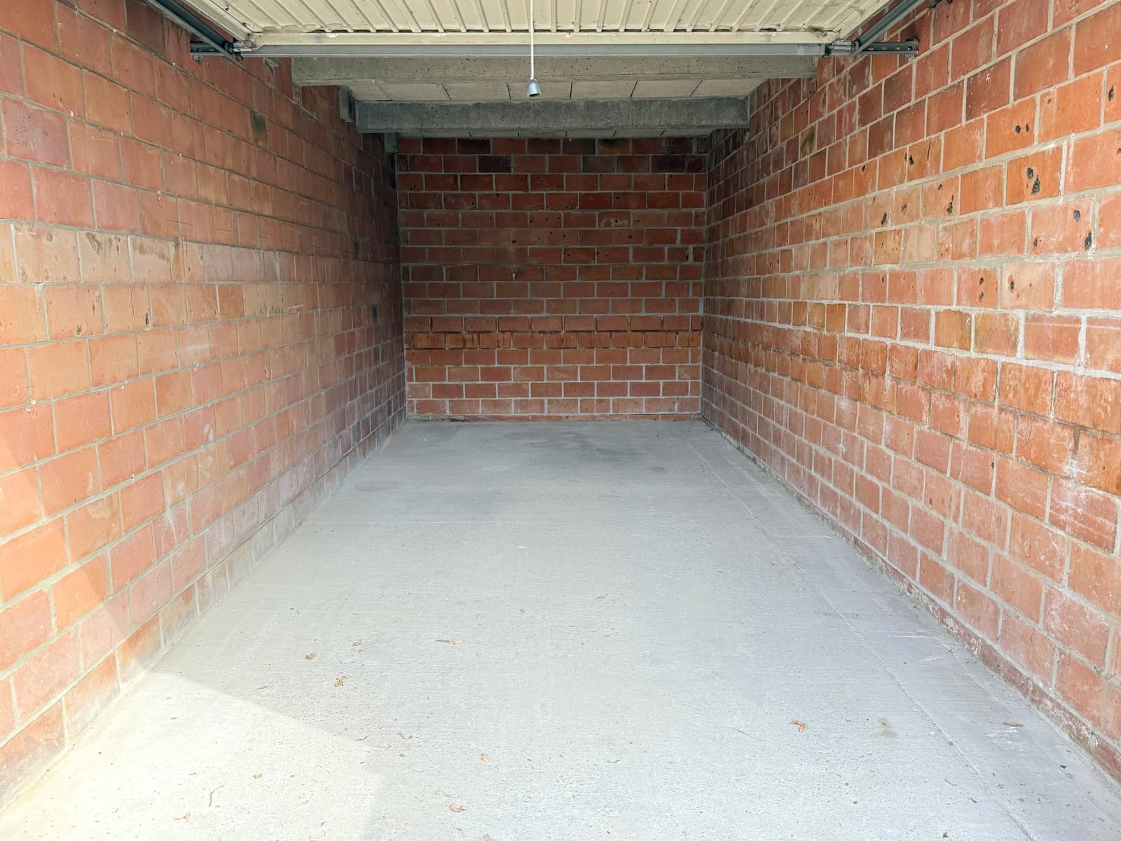 Garage te koop