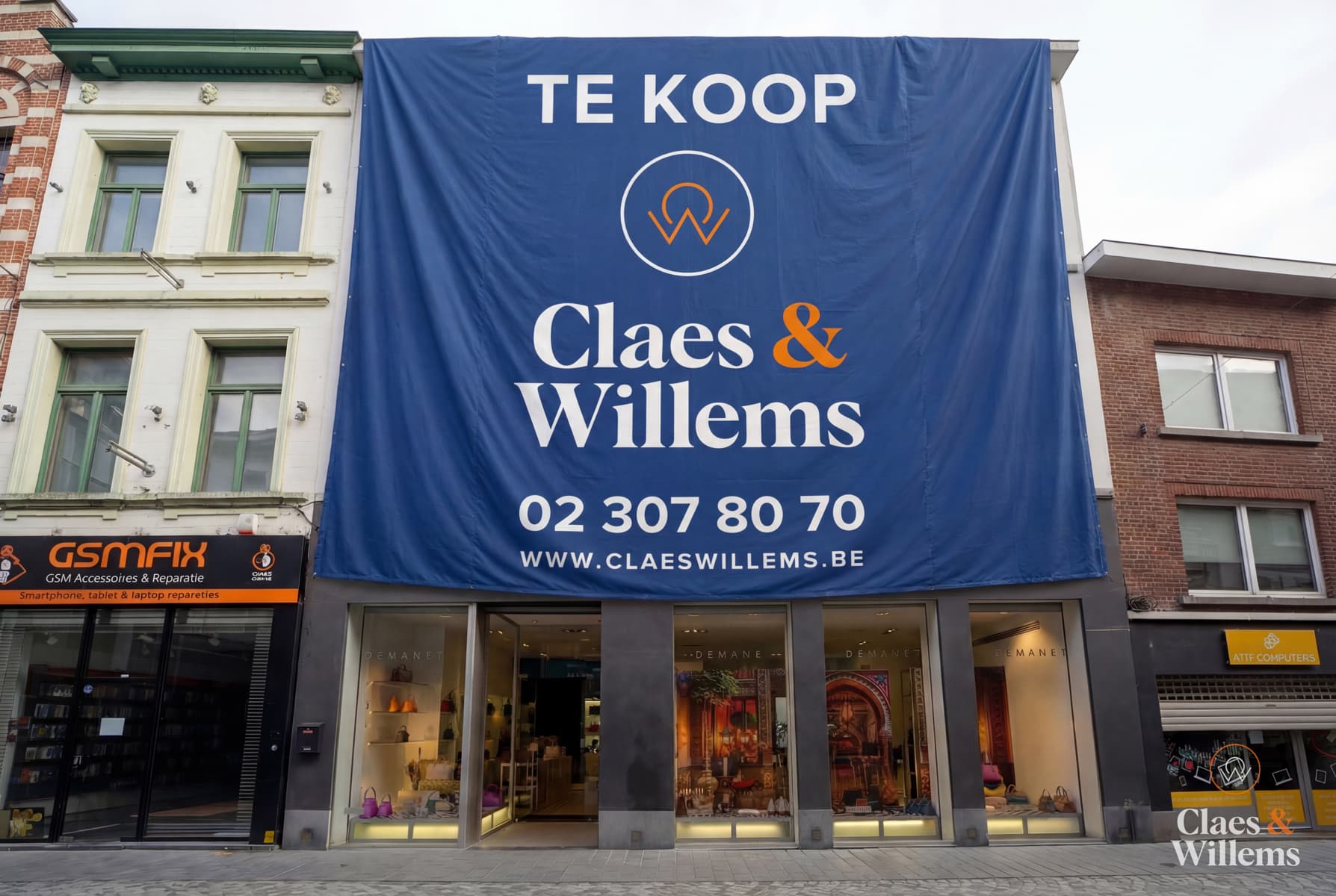Commercieel te koop