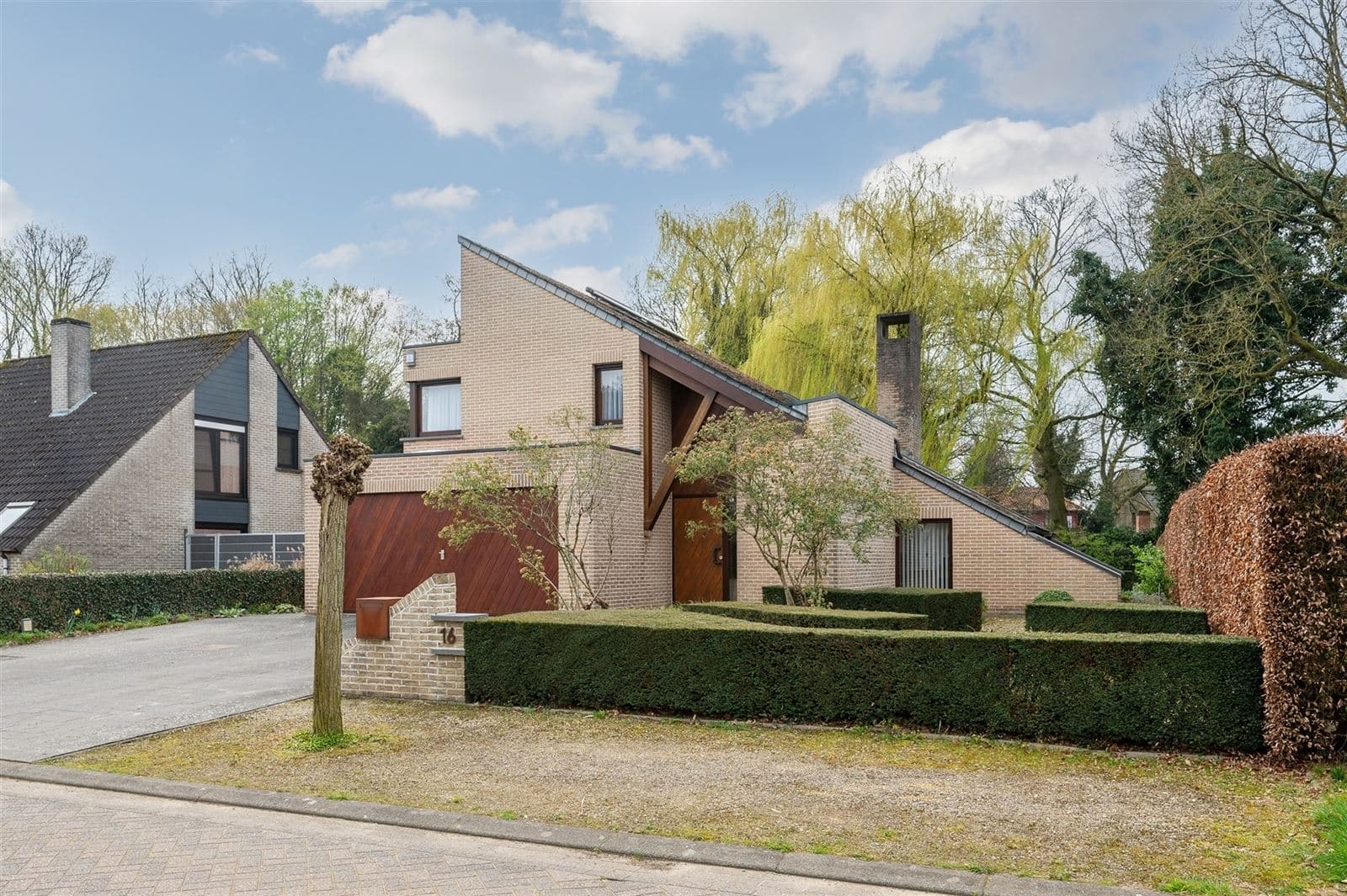 Huis te koop