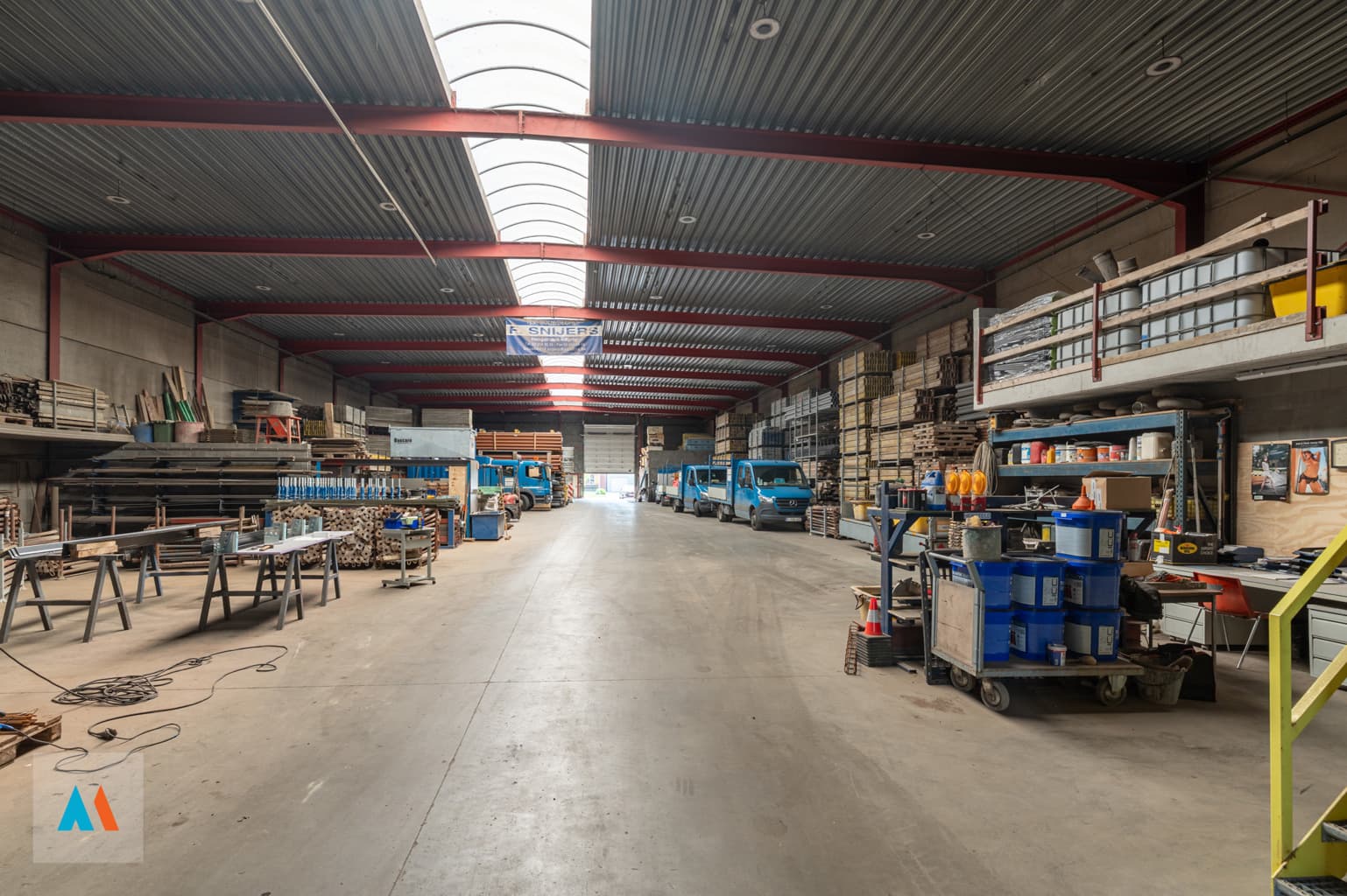 Commercieel te koop