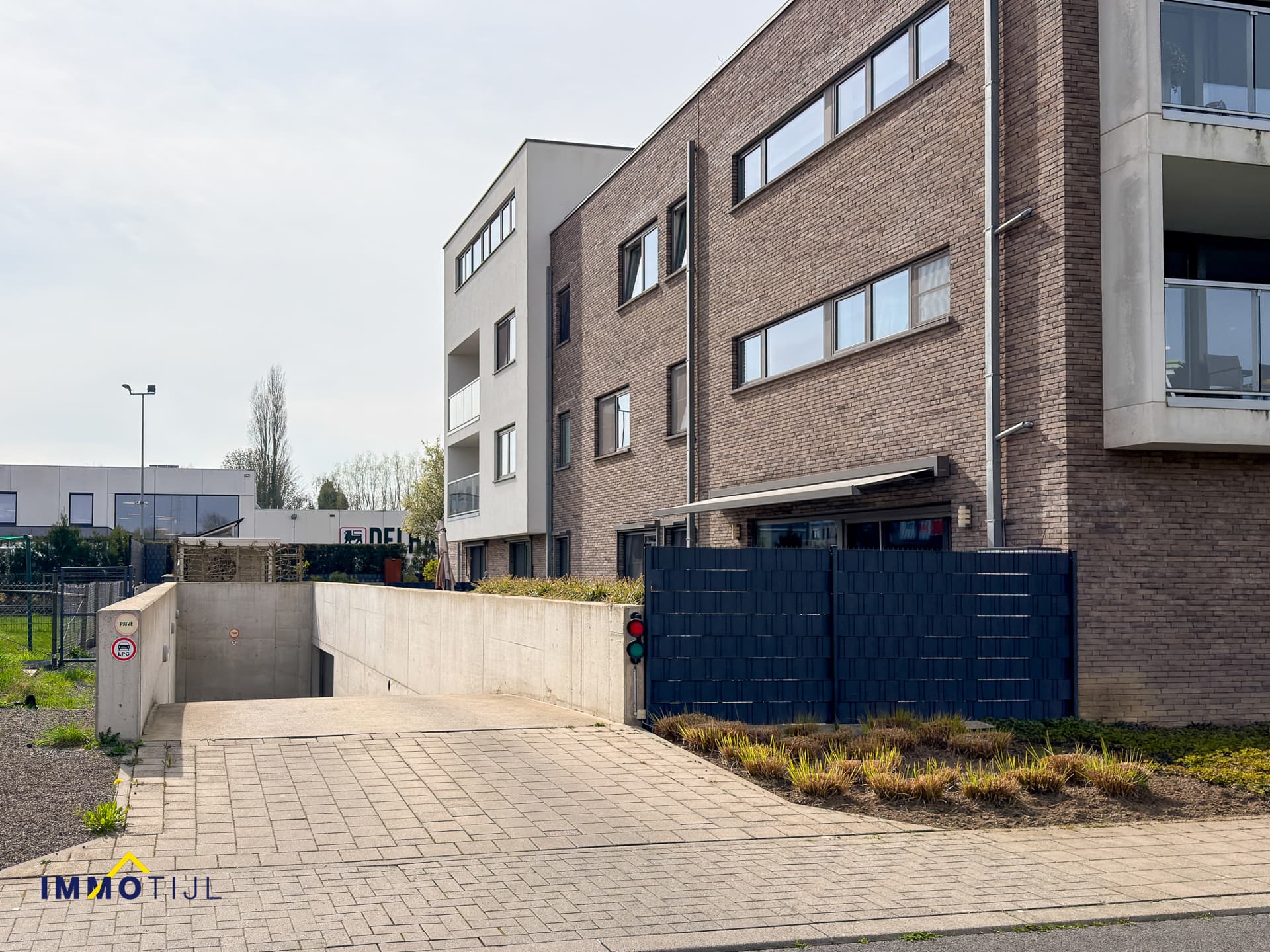 Garage te koop