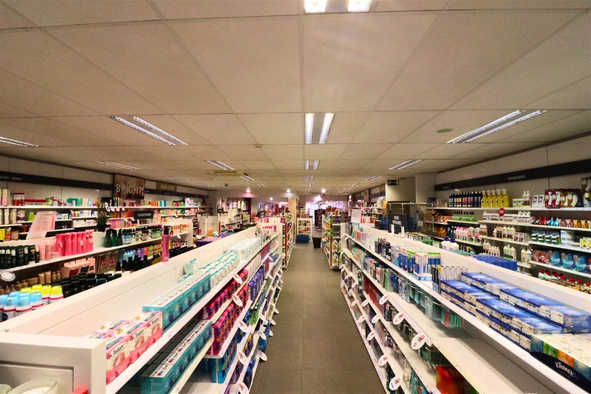Commercieel te koop