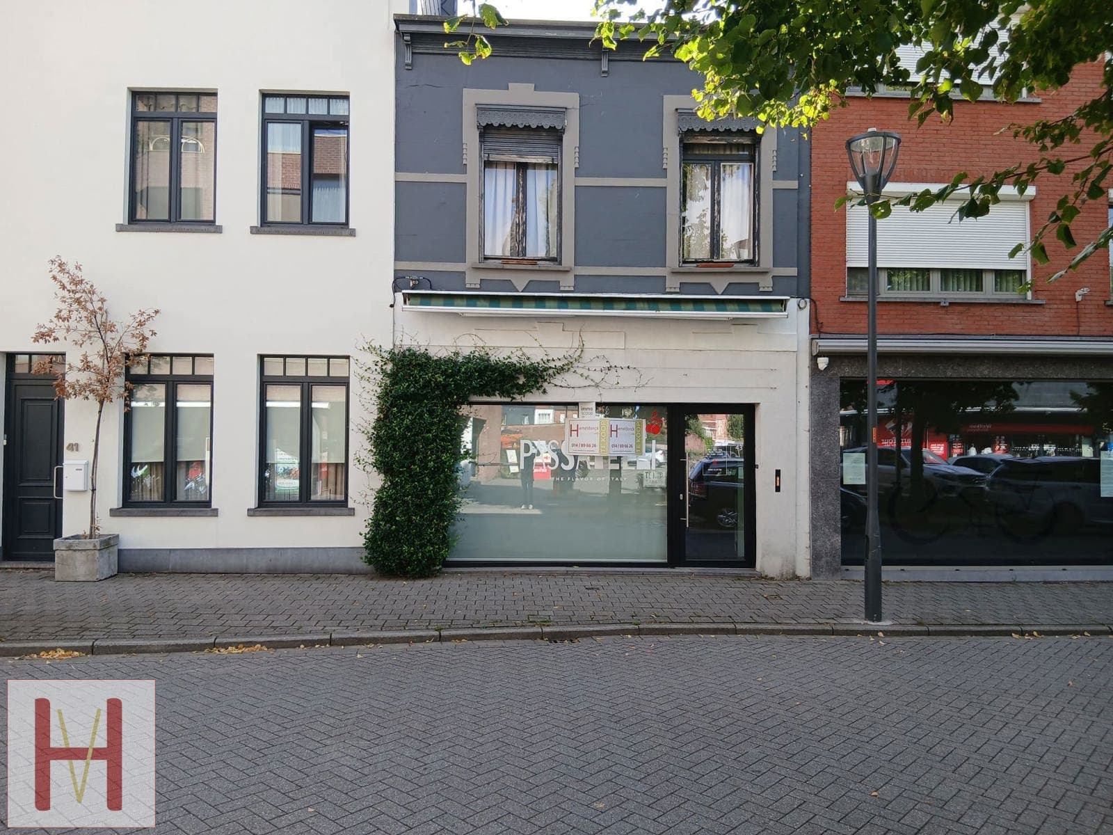 Commercieel te koop