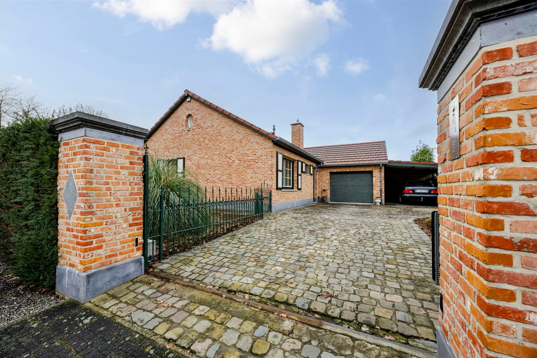 Huis te koop