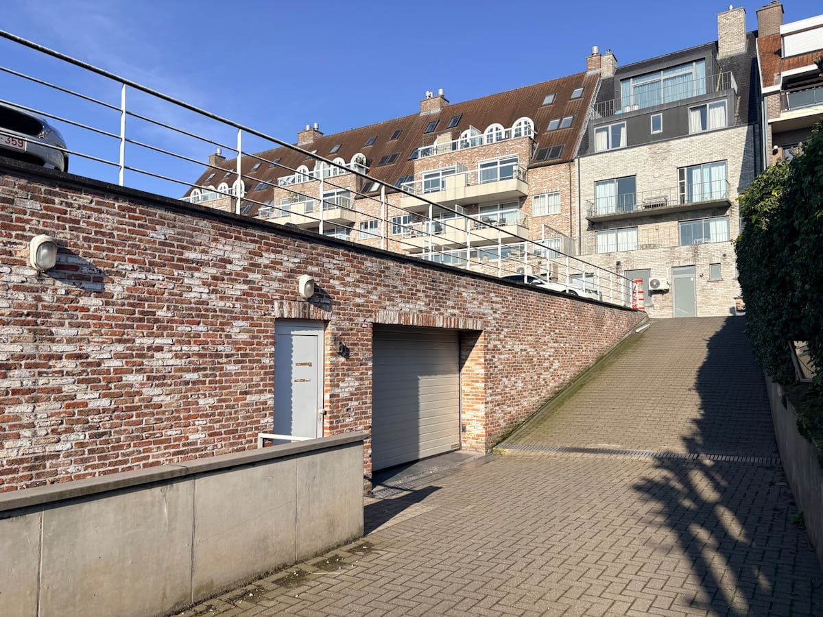 Garage te koop