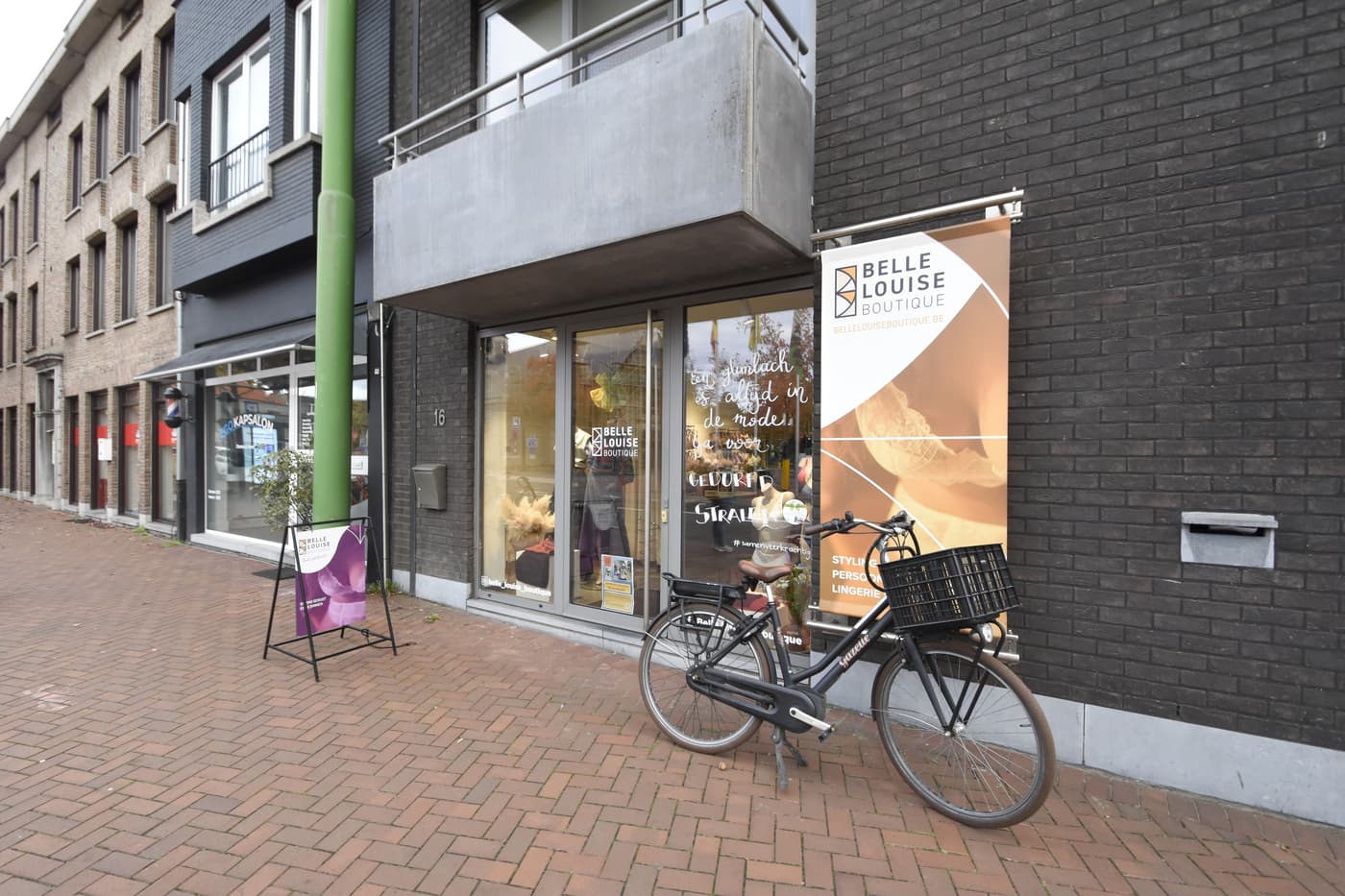 Commercieel te koop