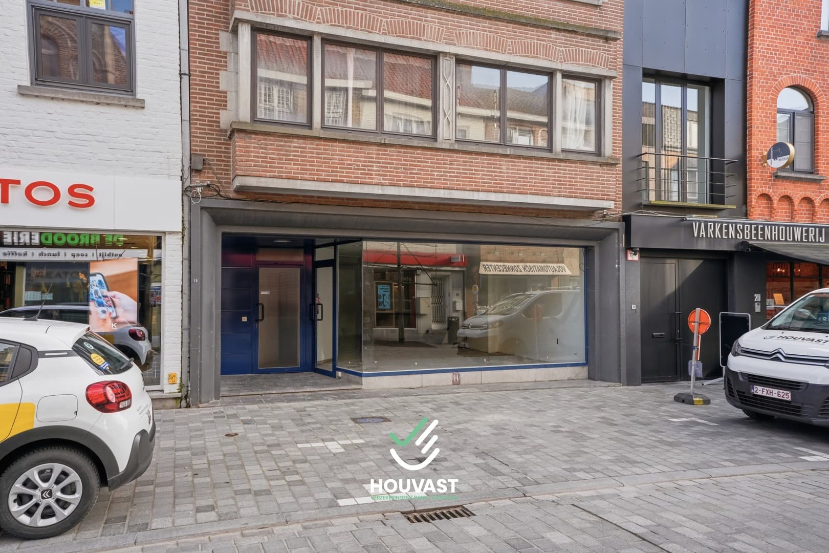 Commercieel te koop