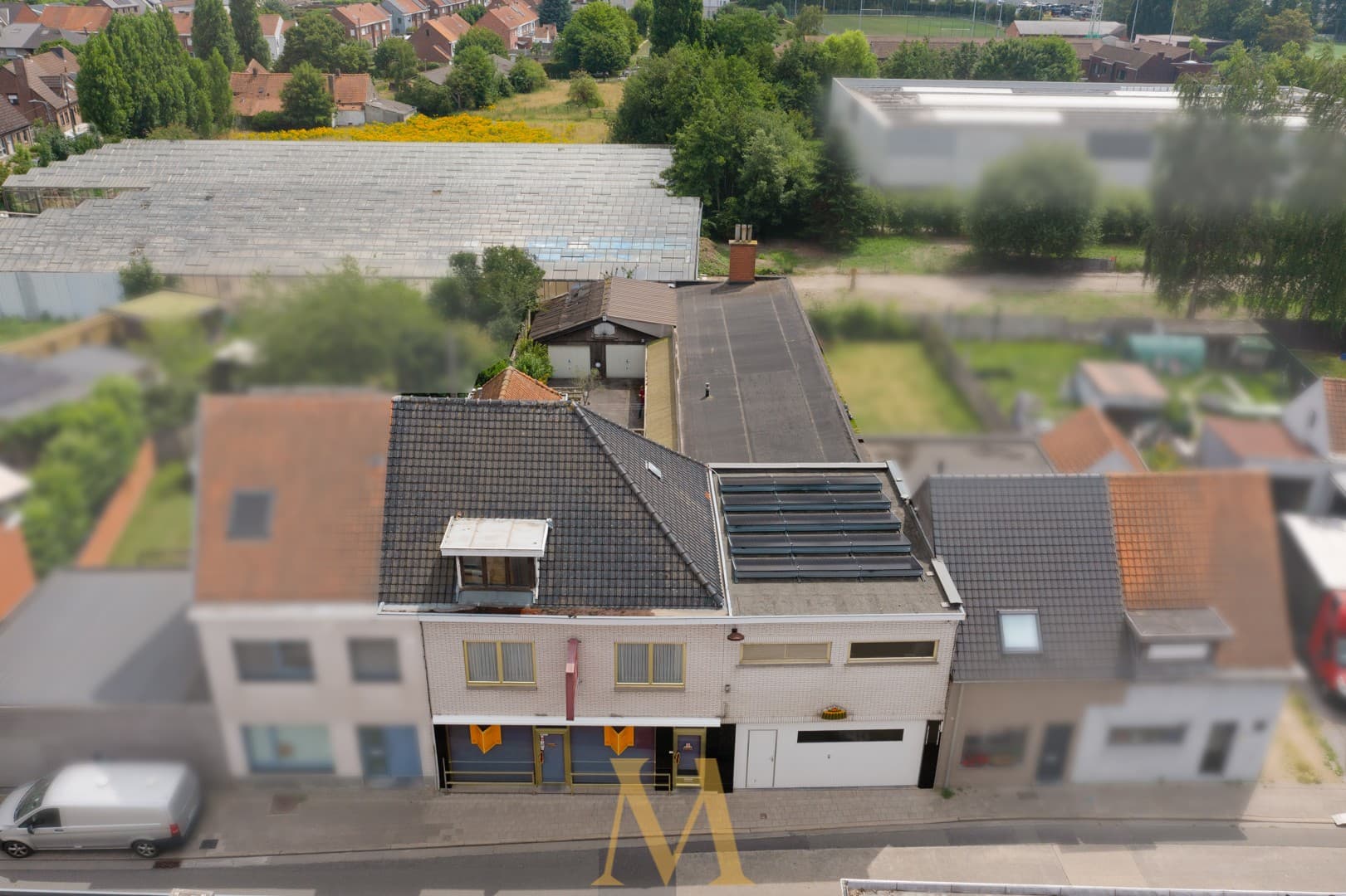 Commercieel te koop