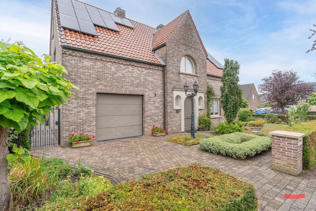 Huis te koop